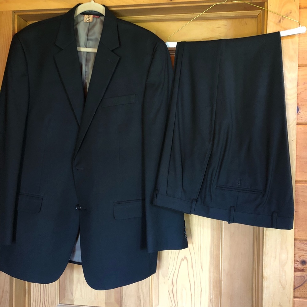 IZOD MEN’s SUIT CLASSIC BLACK SIZE 38 REGULAR